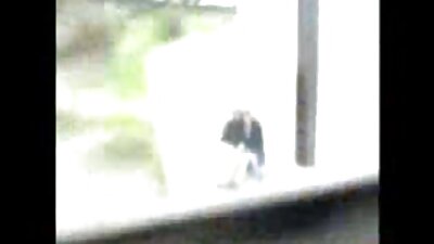 Η κοντότριχη μελαχρινή κάνει σκληροπυρηνικό σεξ στο κάστινγκ