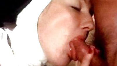 Τα εκπληκτικά καυτά μωρά από έβενο απολαμβάνουν κάποιο λεσβιακό σεξ